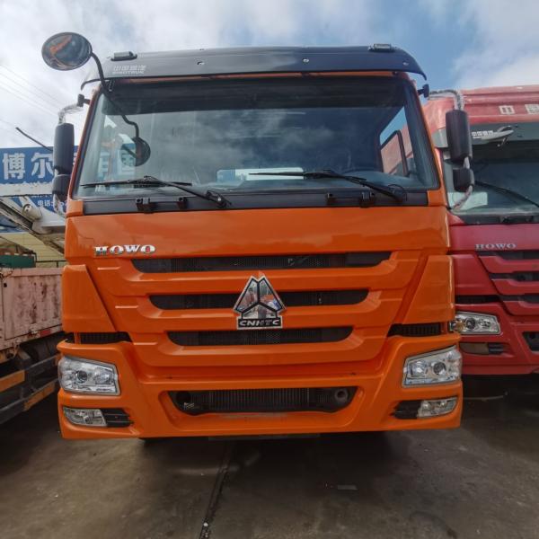 Strong Towing Capacity 400L Fuel Tank Diesel Tractor Truck for Semi Trailer Towing