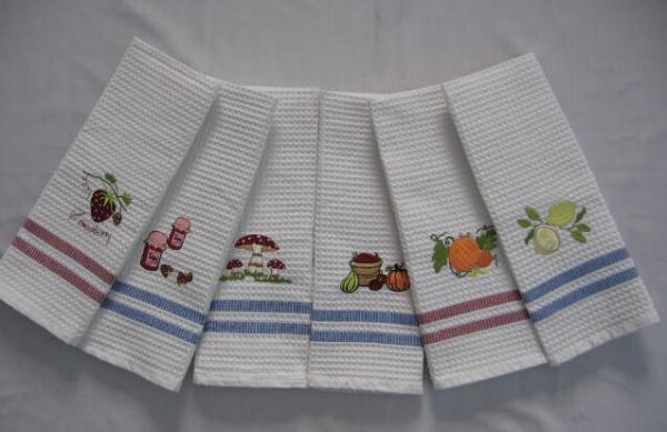 Cute Floral Tea Towels With Embroidered Logo , Custom Printed Tea Towels 