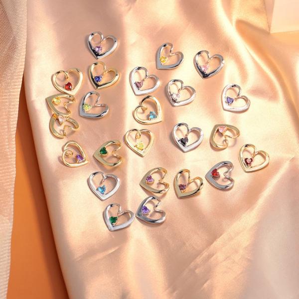 Twisty выгравированный шарм сердца