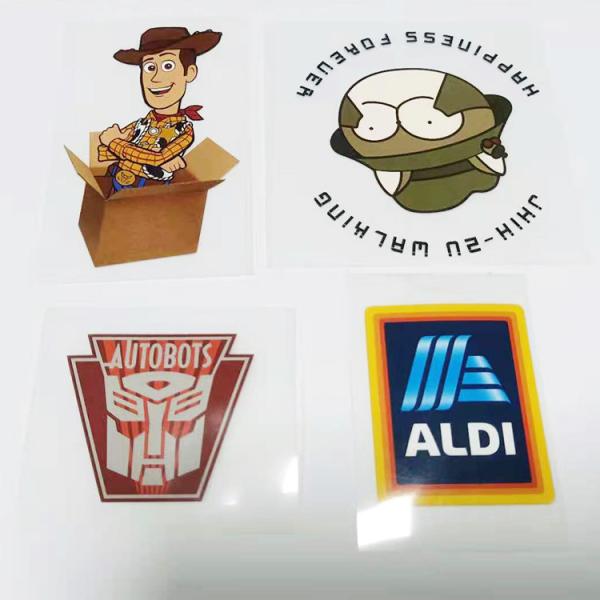 Etiquetas de cuidado feitas sob encomenda da roupa da transferência térmica de Tagless do ANIMAL DE ESTIMAÇÃO de Logo Printed para a camisa de T