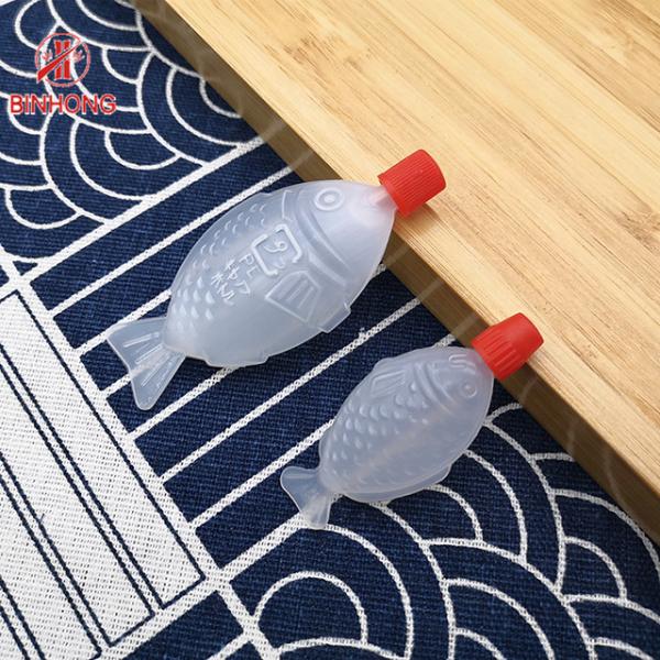 Поставляя еду на вынос устранимые пластиковые рыбы соевого соуса разлить 1,5 2 oz по бутылкам