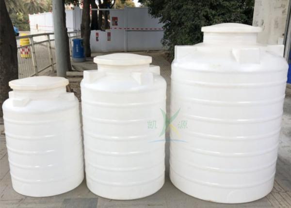 Acessórios brancos do tratamento da água 1,5 de 1500L do PE de água da torre de Rotomolding do armazenamento toneladas de tanque de água