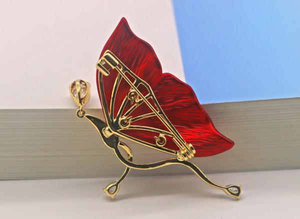Red Petal Diamond Brooch Pin With Copper Clasp For Clothing