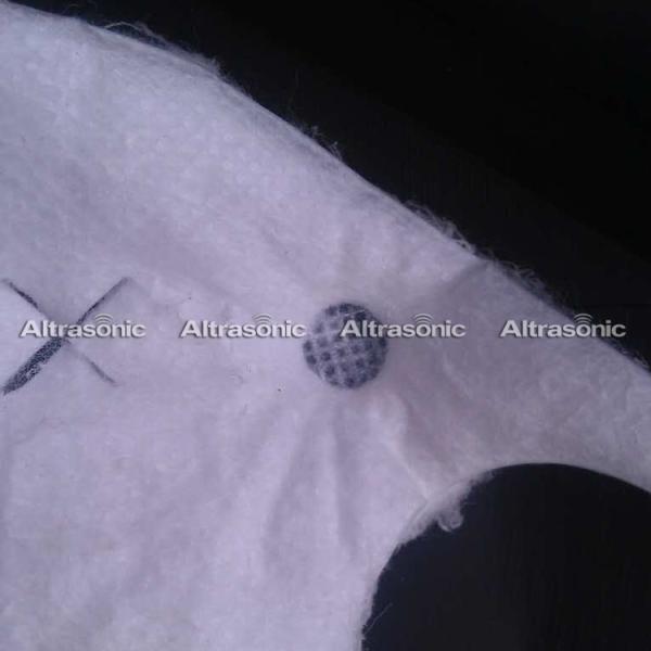 50 / 60HZ Ultrasonic Riveting Automatic Machine Aluminium Pen Type Multi Point Tip
