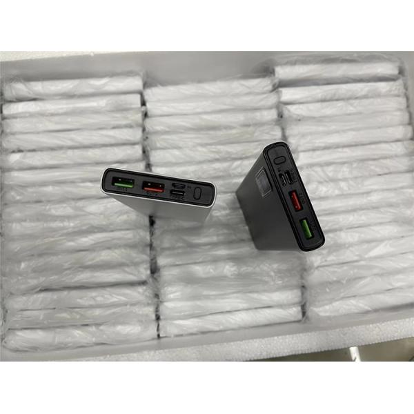 Exterior portátil 10000mah PowerBank LED Display PD QC3.0 22.5W Carga rápida Bancos de energía delgados 10000mAh Cargador USB-C para iphone 15