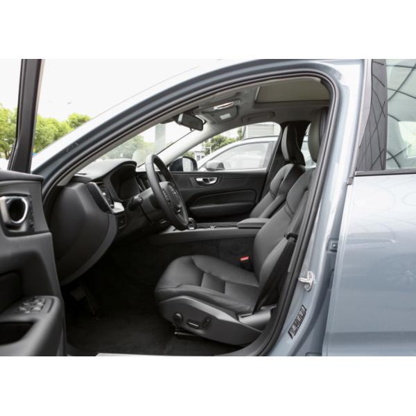 Volvo XC60 2023 B5 4WD Zhiyuan Luxury Version 5 мест SUV Luxury New