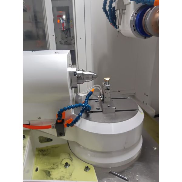 Dm80 5-Axis Tool Grinding Machine for Endmills Drills Regrinding