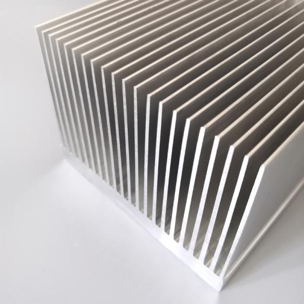 T3 - T8 Aluminum Radiator Profile Aluminum Extrusion Heat Sink For Heat Exchanging