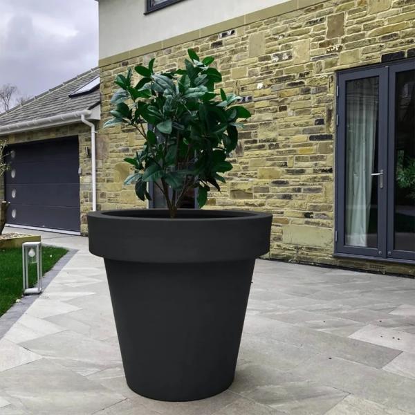 Potes de flores de fibra de vidro modernos exclusivos com acabamento brilhante para decoração exterior interna