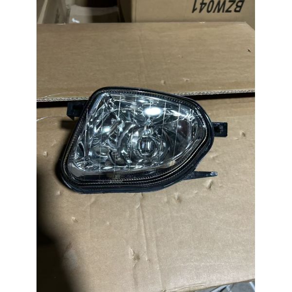 OEM Mercedes Benz 9068200856 / 9068200956 Fog Lamp