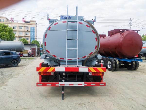 FAW 8*4 Diesel Liquid Transport Truck 21.3m3 Capacity Maximum Speed 79 Km/H