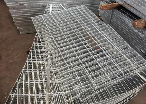 School Gutter Thickened Galvanised Steel Walkway Grating Modern Style