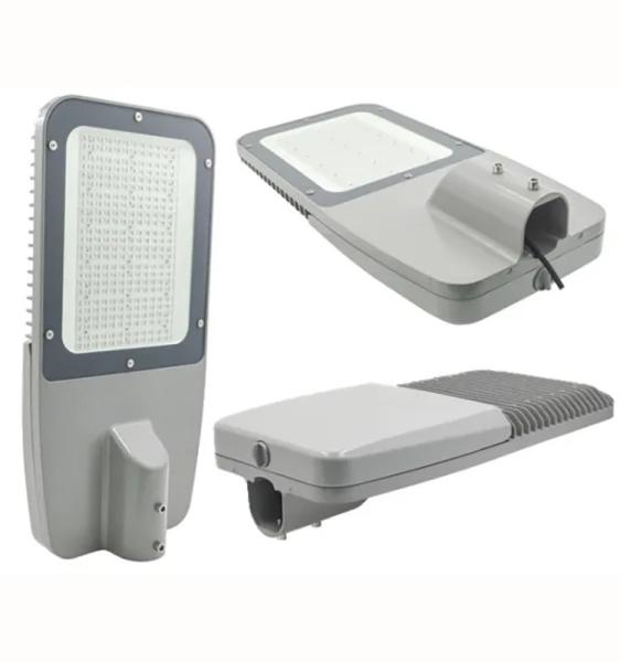 Éclairage de rue à LED étanche à l'eau intégré de 120 Watt