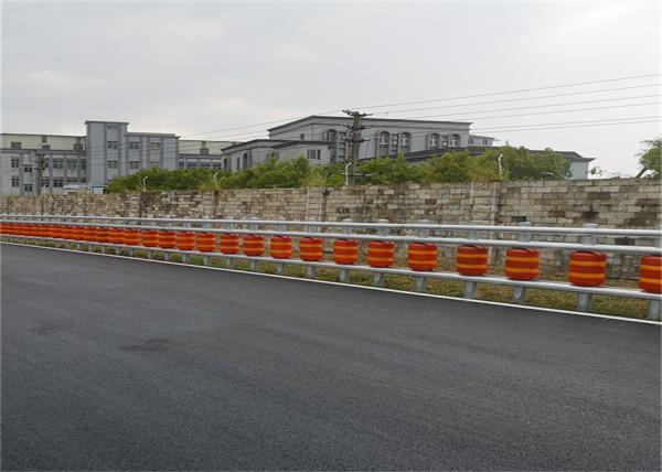 EVA Filled Eco Material Safety Roller Barrier Energy Absorption Roller Guard Rails