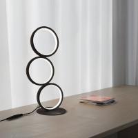 Tres anillos Elegante lámpara de escritorio de metal para el salón Dormitorio Hotel Club Iluminación de la mesa de aluminio Moderno Dimmable