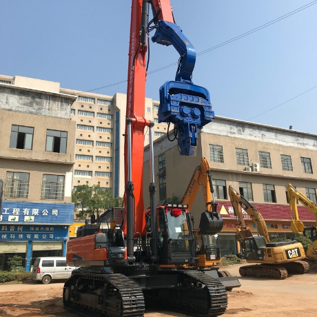 Yellow Long Boom Mounted 3200rpm Vibrating Pile Driver Low Noise