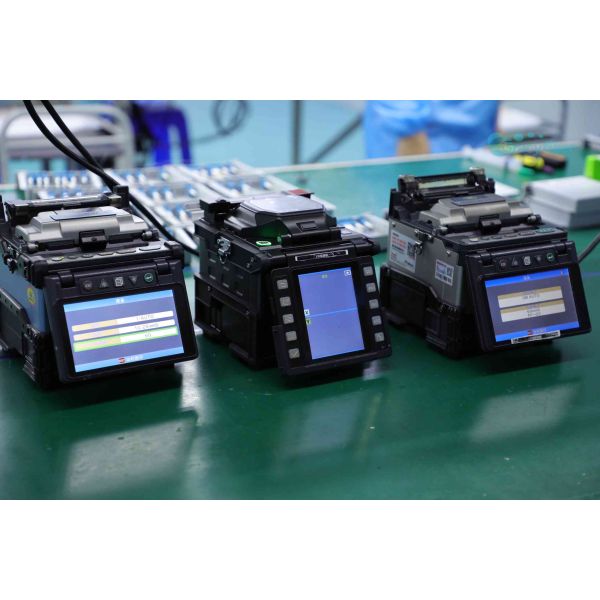 High-Density MPO Lock Connector Unauthorized Removal Prevention Low Insertion Loss Optical Connector Matching Modules Adapters Custom
