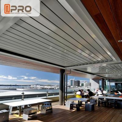 Caramanchão de alumínio moderno exterior impermeável do para-sol com as cortinas de rolo elétricas