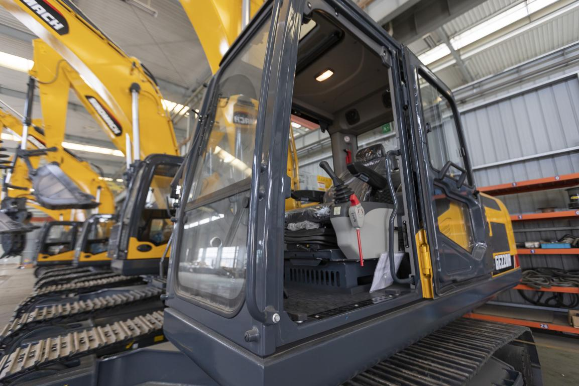Желтый гидравлический экскаватор ZG150 с 0,6 Cbm работает 13 тонн 13,5 тонн 14 тонн XCMG SANY