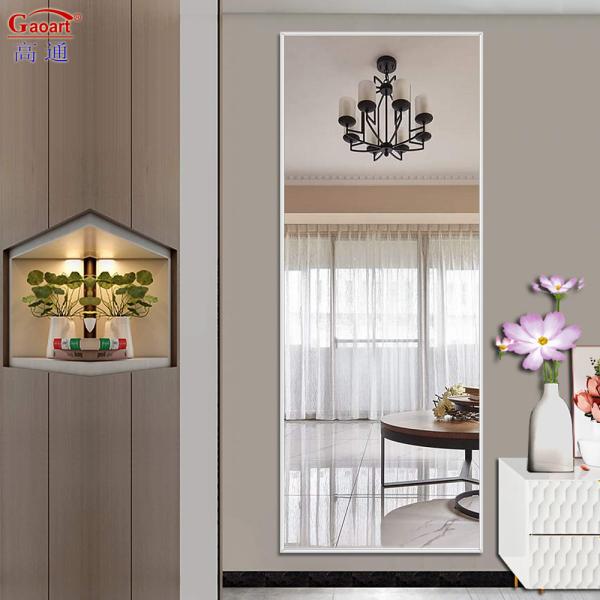 Стеклянное зеркало в европейском стиле