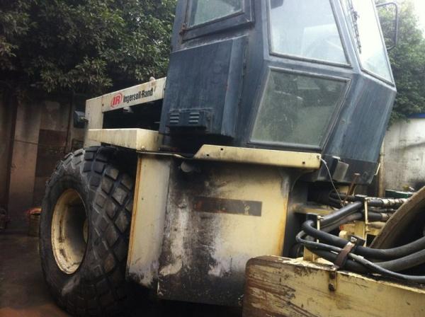 Second  Hand Ingersoll Rand Road Roller SD 150D FOR SALE