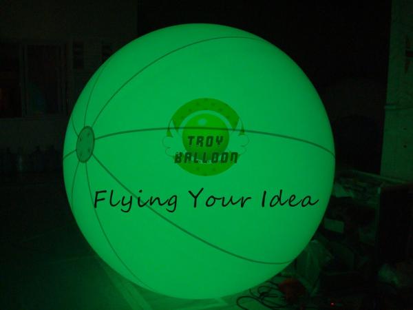 lance aglomerado da iluminação da propaganda do PVC de 2m balão inflável para o dia da celebração