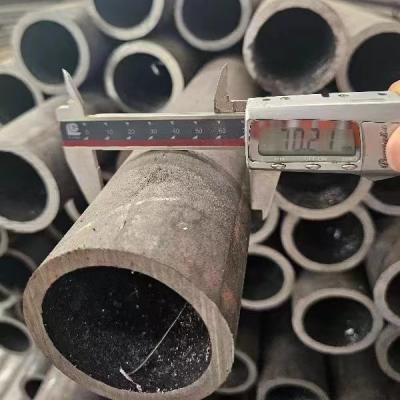 Circular Hollow Section Hot Rolled Steel Tubing Black Finish For Superior Strength