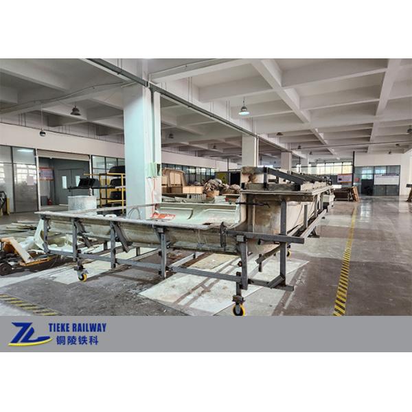 Прессформа обложки поезда рельсового автобуса наклеивая волокно усилила пластиковое