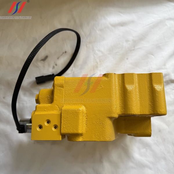 Main Control Valve 723-40-72100 Suitable For Komatsu Excavators PC200-8MO And PC200-8
