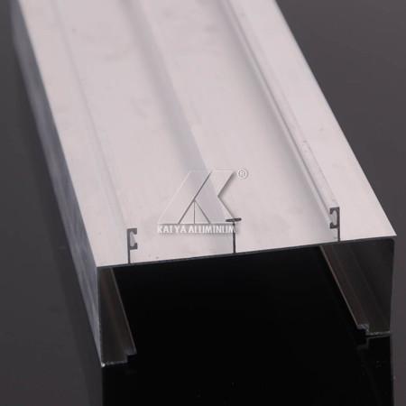 Little Scratch Aluminum Window Extrusion Profiles Machinable Corrosion Resistance