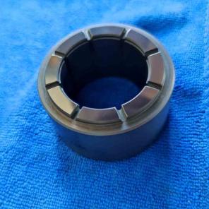 Customized Pressureless Sintered SSIC Bushing for Pumps