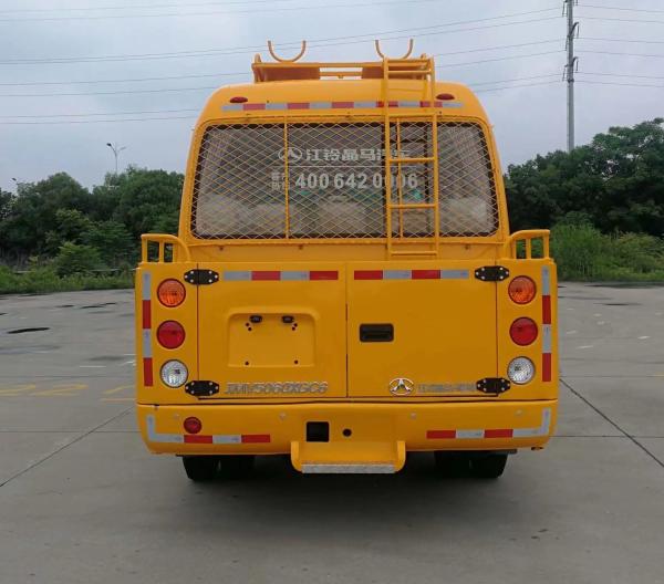 Jiangling Jingma 10-19 passenger and cargo transport vehicle engineering vehicle diesel two-wheel drive 4×2 manual trans