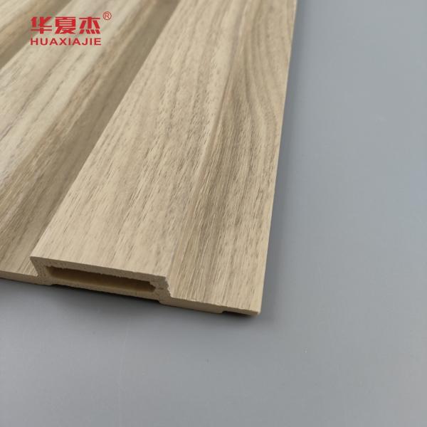 Anti-gravagem Natureza Madeira Wpc Painel de parede Decoração exterior Painel Wpc laminado Placa flutuada
