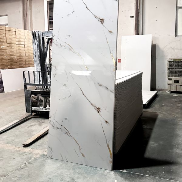 Eco Friendly Waterproof PVC Shower Wall Panel Easy Clean Surface