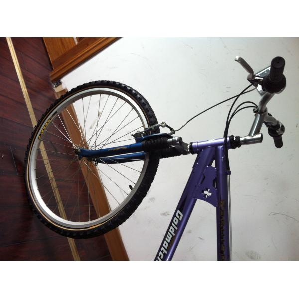 Threadless Aluminum Stem 26 Men's Shimano 21S MTB Mountain Bike with Front Suspension