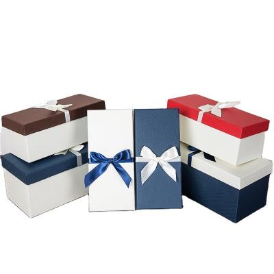 Encomenda personalizada Caixa de presente de casamento de papelão vazio com gravadora de cravatas e fitas