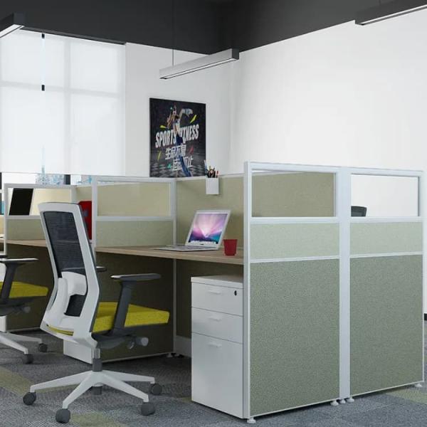 Материалы современного рабочего места 4 человек алюминиевые с перегородкой