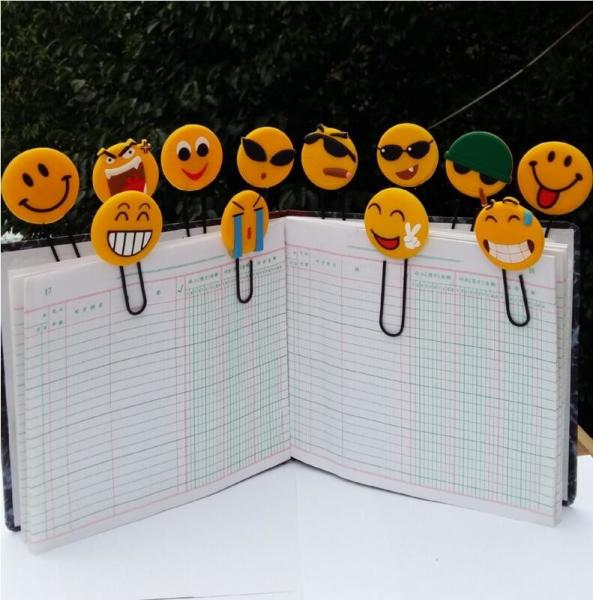 Funny Emoji Rubber PVC Bookmarks / 3d PVC Book Clips For Scenic Spot Promotional Gift
