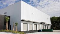 Moderno Q235 Q355 Estrutura de aço Edifício personalizado com telhado de painel de sanduíche