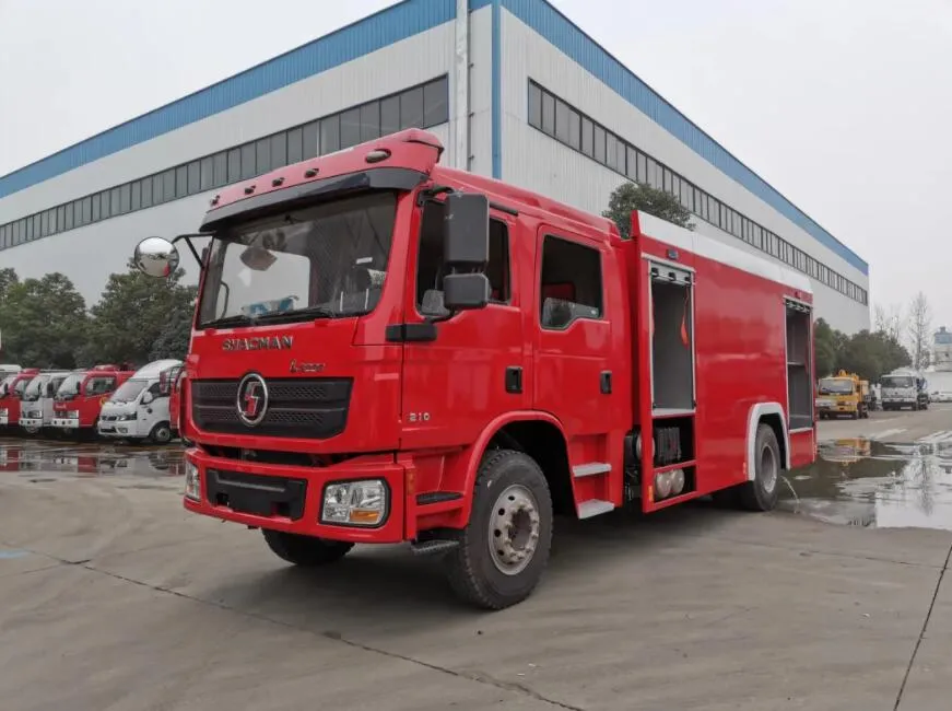 Shacman L3000 4X2 10000L Water Tank Fire Truck , Carbon Steel Foam Fire Truck
