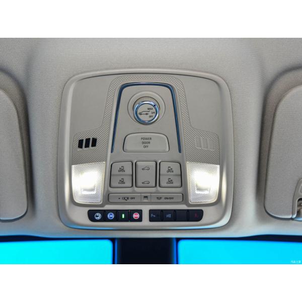 Buick GL8 2023 Es Smart Flagship Version Gasoline MPV Top Speed 195 Km/H for Benefit