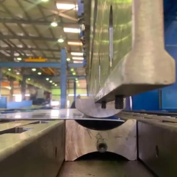 2-WE67K-400/7000 CNC Tandem Press Brake 400T 7m for Light Pole Mast