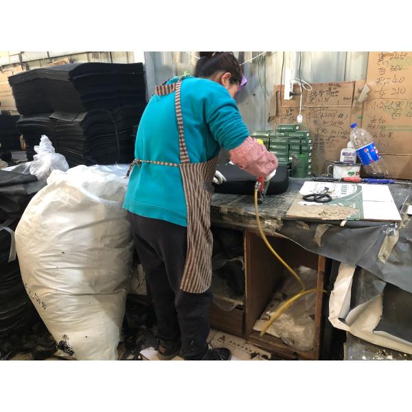 Experience the Best Gaming Chair with Footrest Maximum Weight Recommendation 250 Pounds