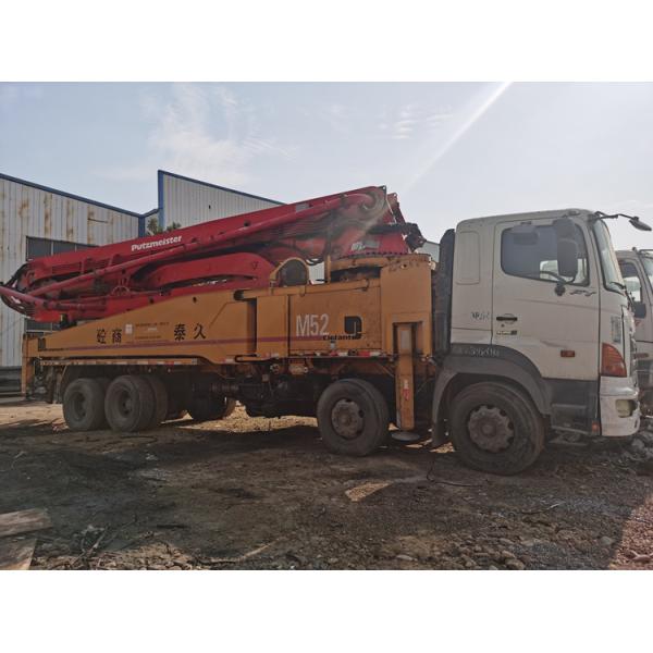 Бетононасос подержанной / старой строительной техники 53M