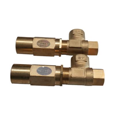 Sweeper-Scrubber Truck Safety Valve: Guards High-Pressure Water Pump & Regulates Water Circuit