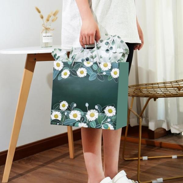 Custom Made Portable Logo Paper Bag With Rope Handle for Stickers and Gift Craft