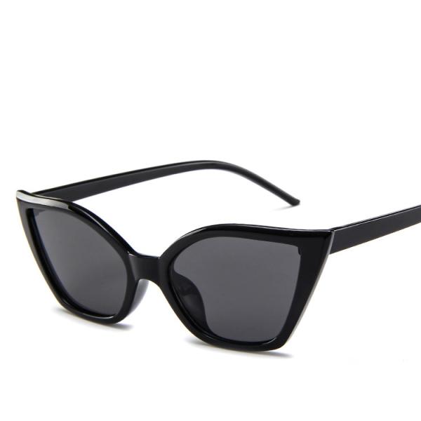 Women'S Triangle Shape BSCI Small Frame Cat Eye Sunglasses 147MM