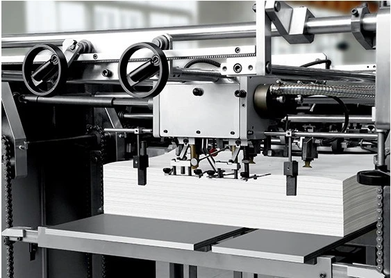 Bolsa de papel automática de Ecoographix que hace la máquina