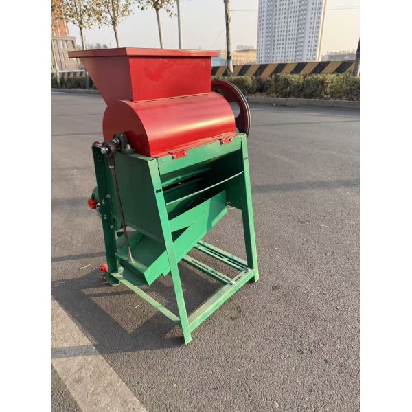 Alloy Steel Peanut Sheller Machine Nut Separator Automatic Efficient Agricultural Equipment