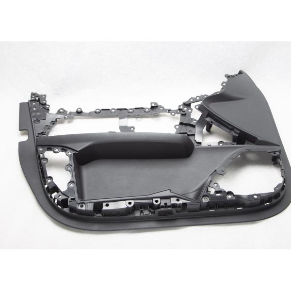 Pièces structurelles en plastique pour l'industrie automobile